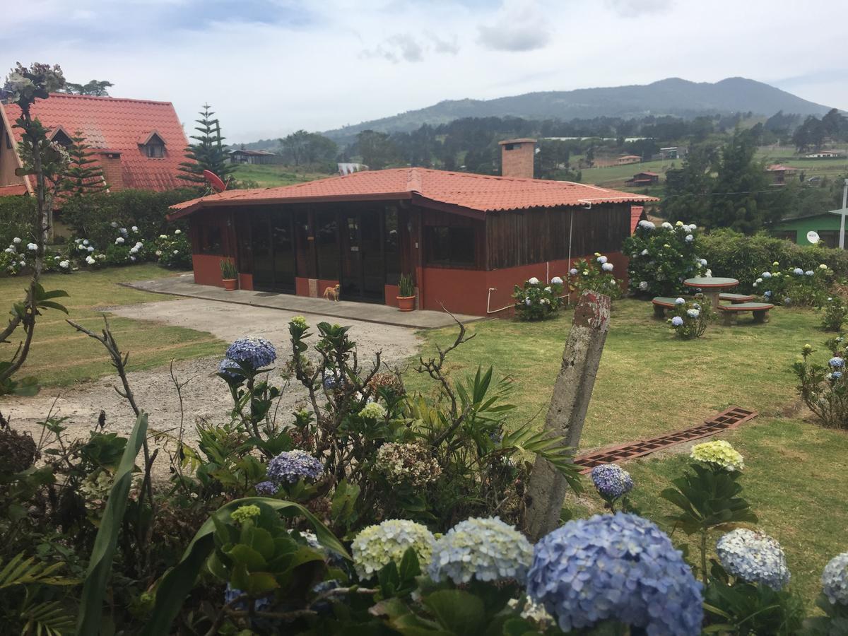 Hotel Chalets Los Volcanes Fraijanes 외부 사진
